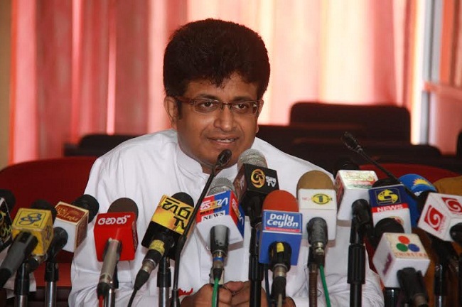 Hoist black flags against activities of the government: Gammanpila