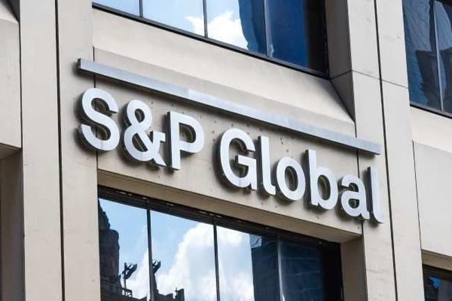 S&P pushes Sri Lankan bonds deeper into junk territory with ‘default’ rating