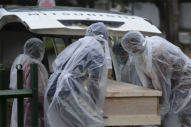 COVID: Six more deaths and 164 new cases reported