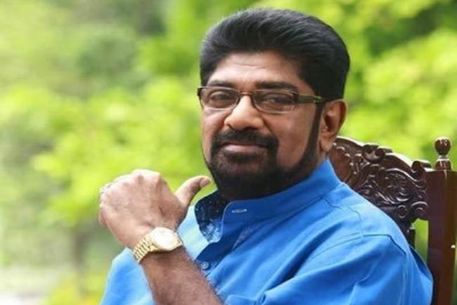 Bribery Commission serves indictments on Keheliya