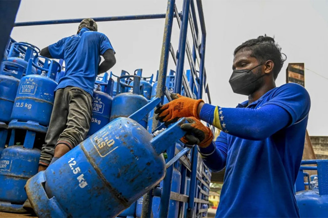 Litro to slash LP gas prices from midnight tomorrow