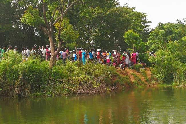 Three girls reported missing after boat capsized in Sooriyawewa