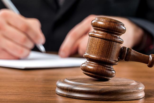 Court dismisses private plaint against two cops for blocking protest