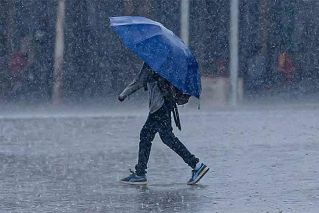 Showers or thundershowers in several areas today