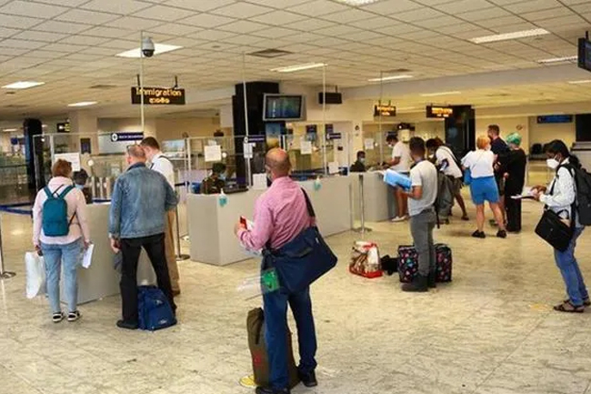 Sri Lanka to ban arriving air passengers from wearing more than 22-carat gold