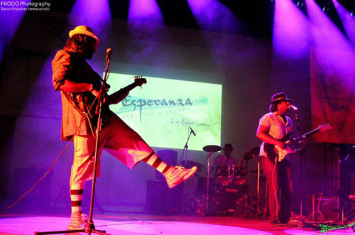 Ezperanza : Wings of Hope