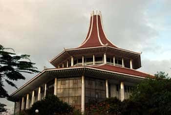 VIDEO: SC suggests reducing size of picture on cigarette packs
