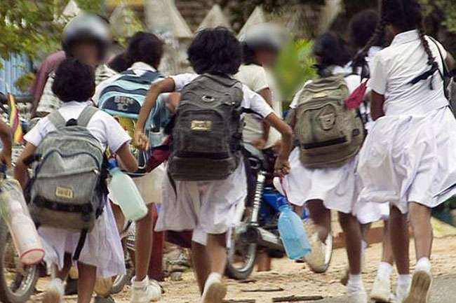 China’s fabric grant for 2025 school uniforms receives approval