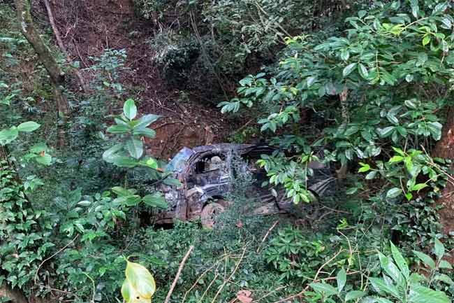 One dead, 8 injured as van plunges into 50-foot precipice