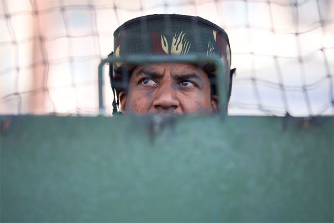 India, Pakistan exchange small arms fire across Kashmir border for fourth night
