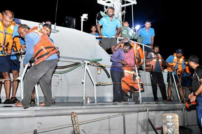 Sri Lanka Navy rescues four Indian fishermen in seas off Chilaw