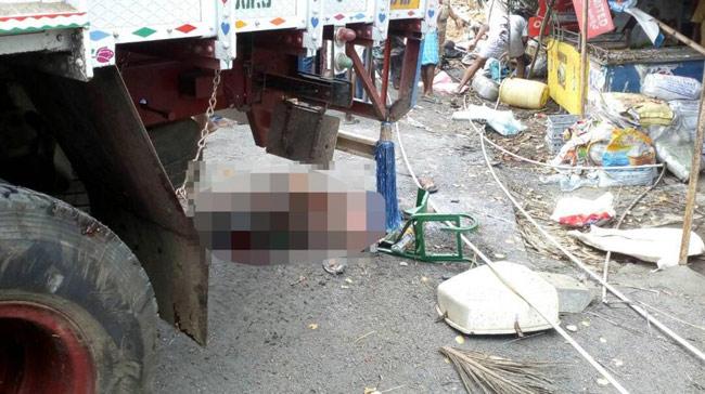 20 dead, 15 critical as truck runs over protesters, cops in India