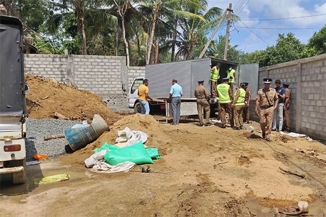 Owner of lorry found concealing drugs in Tangalle to be detained until 29 Sept.