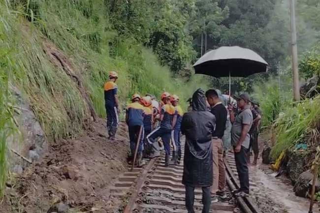 Train services on up-country line continue to be disrupted