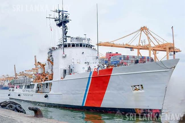 Malaysian coast guard ship ‘KM BENDAHARA’ arrives in Colombo
