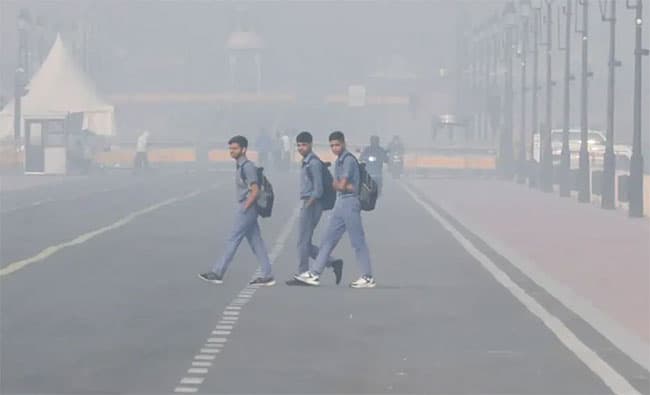 Schools go hybrid as Delhi’s air quality worsens