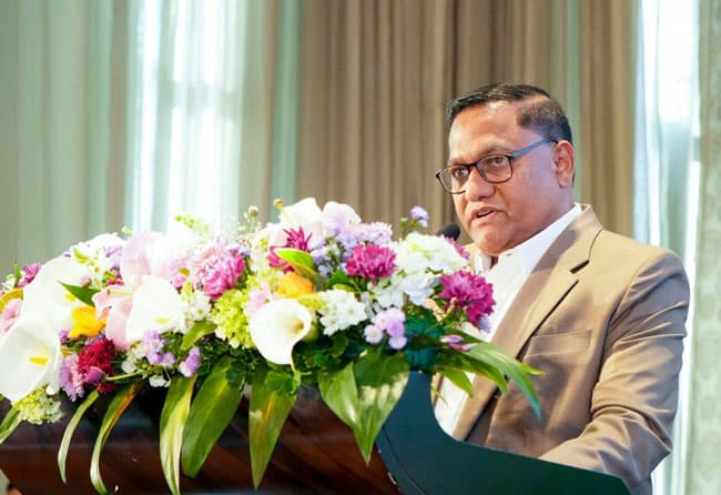 FM invites Indian filmmakers to explore opportunities in Sri Lanka