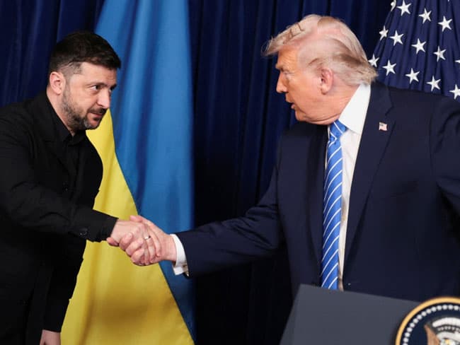 US and Ukraine ‘a lot closer’ on peace deal, Trump says after meeting with Zelenskiy