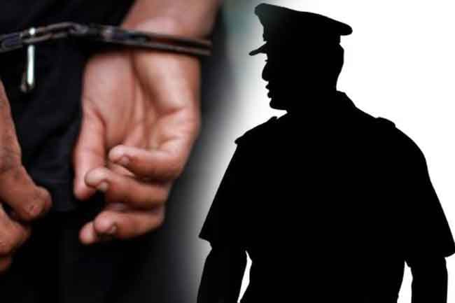 Police Sub-Inspector arrested on bribery charges