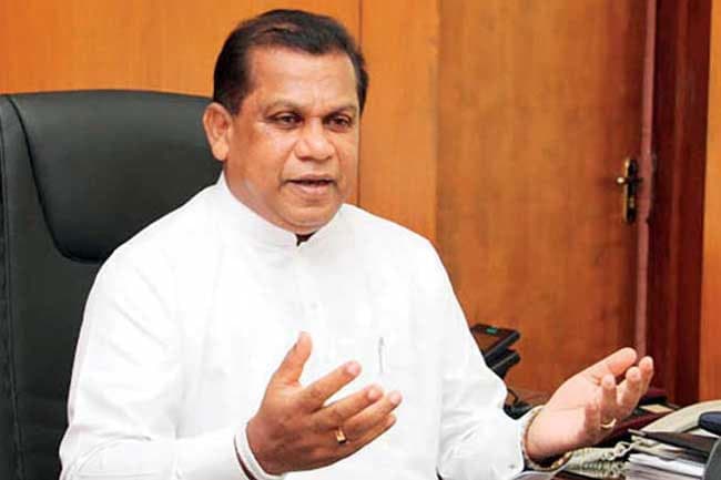 Opposition to begin public signature drive for no-confidence motion against Education Minister