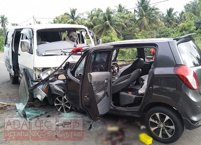 Three dead, several injured in car–van collision in Mundalama