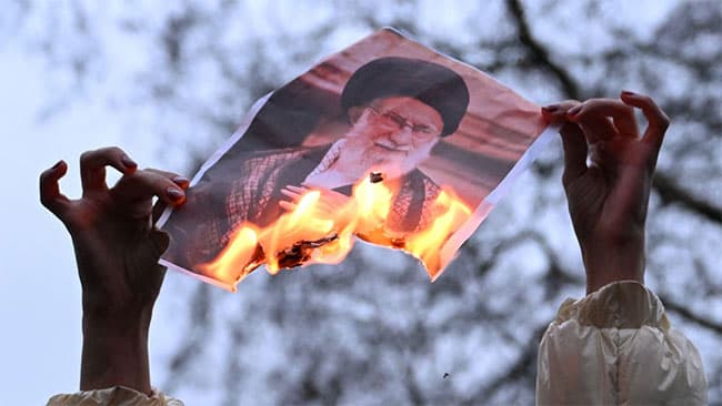Iranian President warns that attacks on Khamenei mean “all-out war”