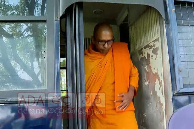 Trinco Buddha statue incident: Ven. Balangoda Kassapa Thero and others brought to court