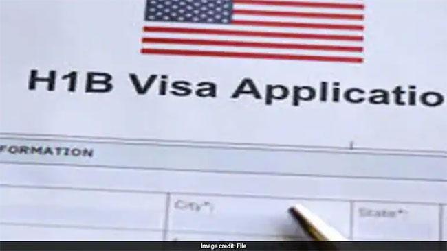 ‘Need Texans First’: Texas halts H-1B hiring at state colleges, agencies