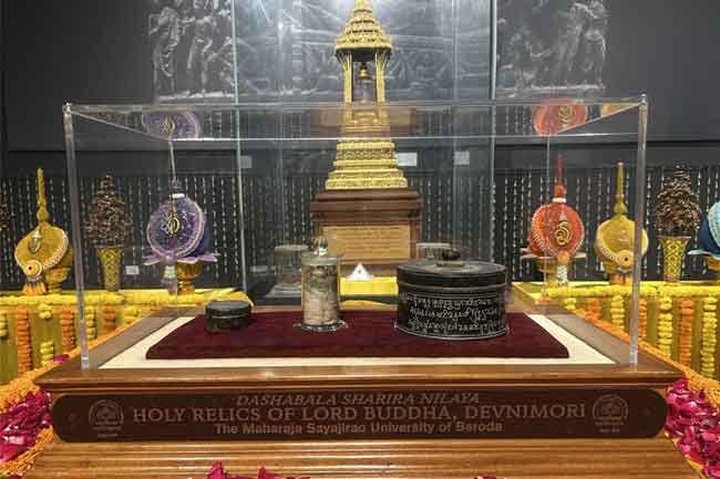 Exposition of sacred Devnimori relics continues for fourth day
