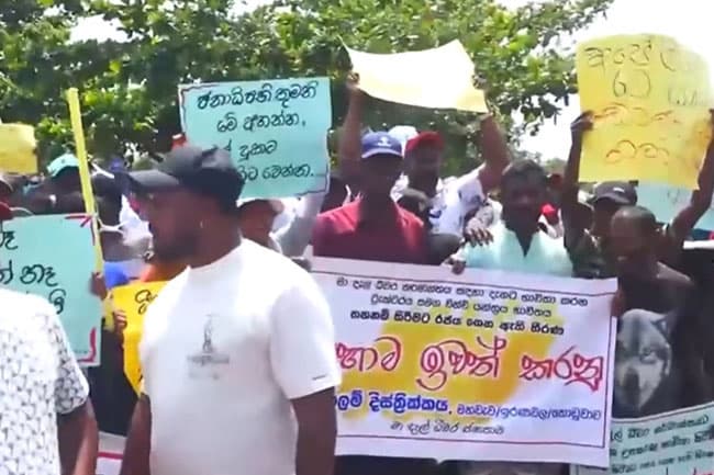 Fishermen end ‘Satyagraha’ over seine fishing ban after talks with President