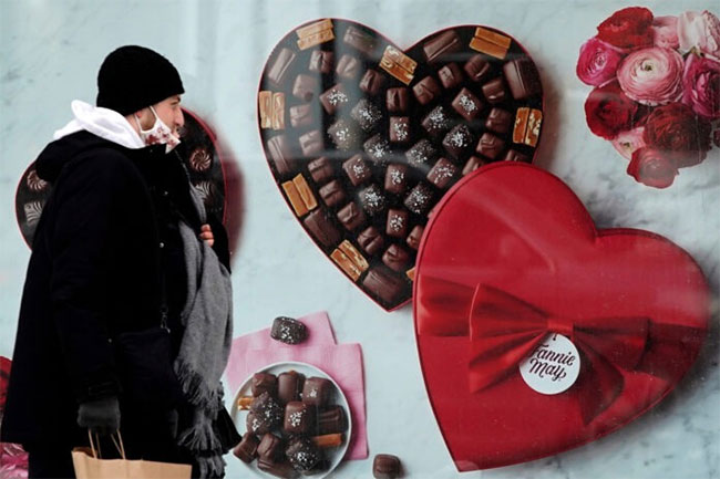 Chocolate prices surge ahead of Valentine’s Day amid global cocoa shortage