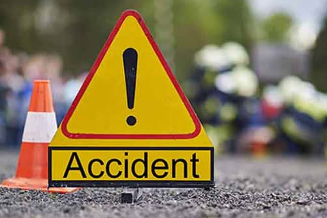 Three killed in separate motorcycle accidents in Matara and Damana