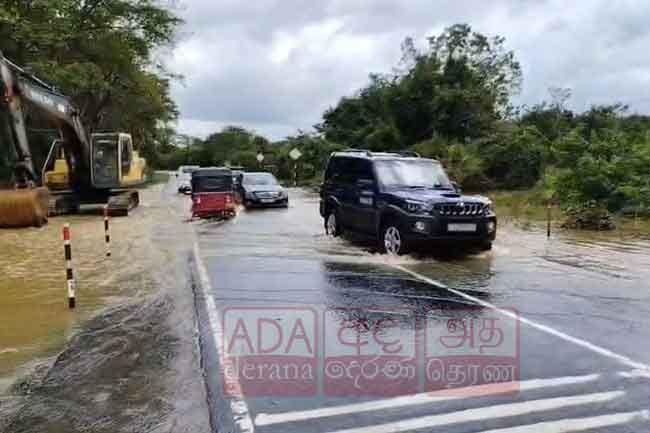 Minor flooding reported on Polonnaruwa–Batticaloa Road