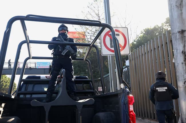 Mexico’s most-wanted cartel leader was killed after visit from romantic partner
