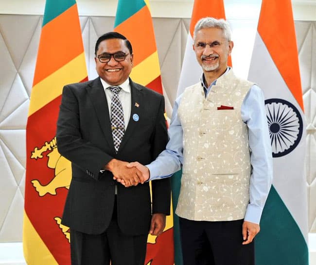 FM Vijitha Herath and India’s Jaishankar discuss regional developments