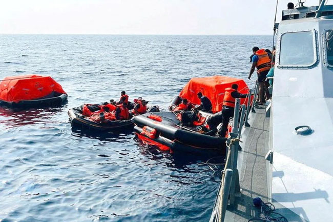 84 Iranian sailors’ remains to be repatriated on special flight today – Defence Ministry