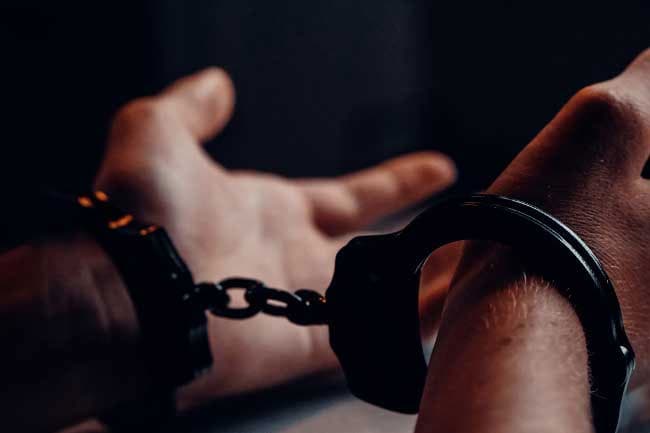 Foreign national held with illegally imported cigarettes