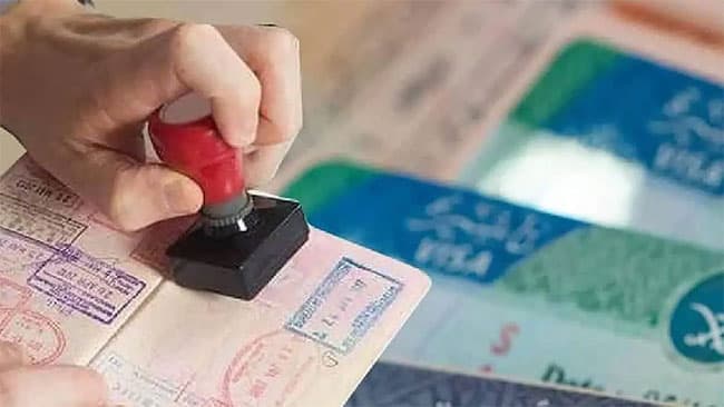 Saudi Arabia extends visa deadlines as gulf travel turmoil deepens