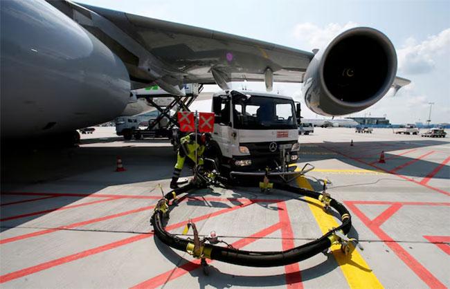 Airlines urge EU to step in as Iran war chokes jet fuel supply