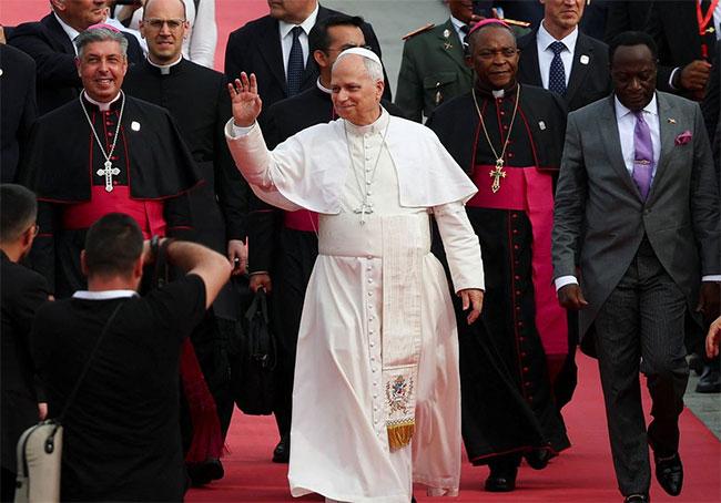 Pope warns humanity’s at risk, in plea to world leaders
