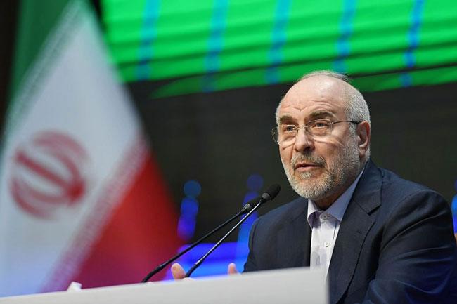 Iran’s top negotiator warns Tehran ‘not even started’ in Hormuz standoff