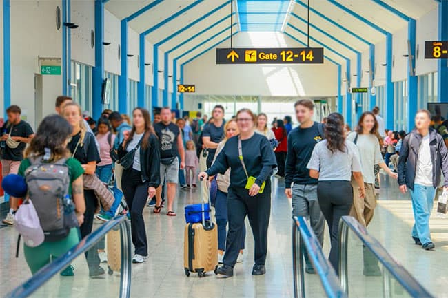 Tourist arrivals drop by 22%