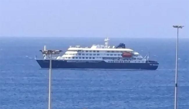 Spain starts evacuating virus-hit cruise ship in Tenerife