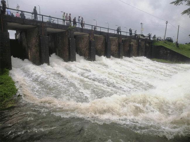 Irrigation Dept. warns river water levels may rise again despite temporary decline