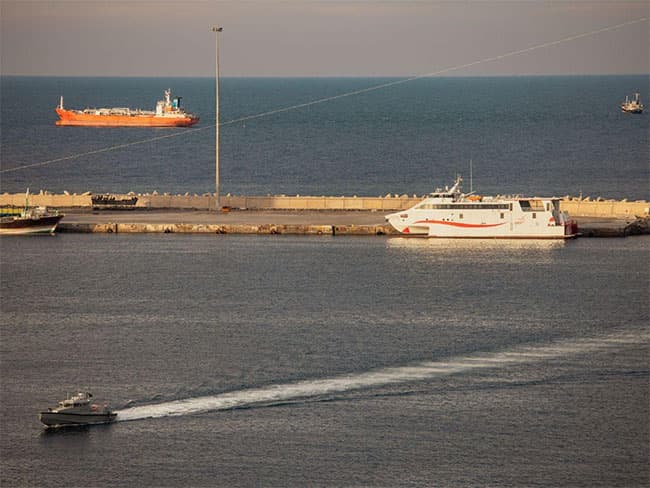India, other oil importers to bilaterally negotiate transit corridors with Iran: Moody’s