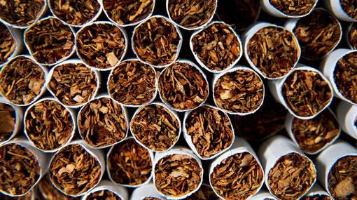 Sri Lanka hunts Chinese cigarette smuggling kingpin