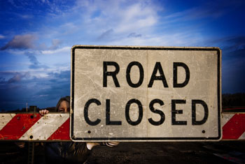 Mahiyangana Kandy road closed due to land slide