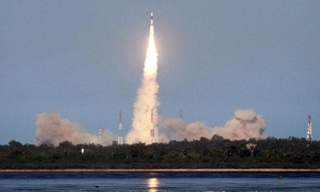 President congratulates Modi on successfully launching South Asia satellite