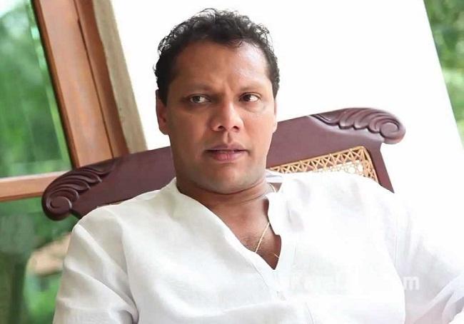 Fonseka’s Democratic Party to back UPFA at the election- Dayasiri