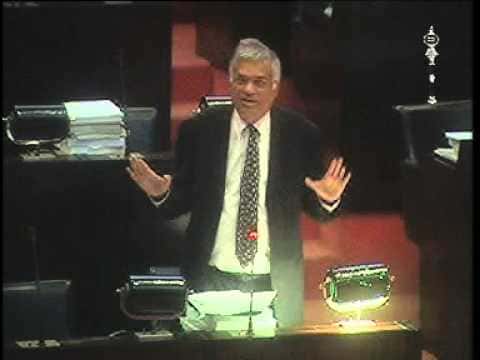 New constitution: PM presents resolution